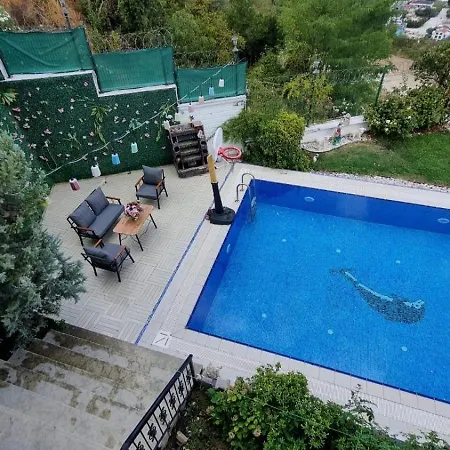 Holiday home Luxury Family With Private Pool & Slide