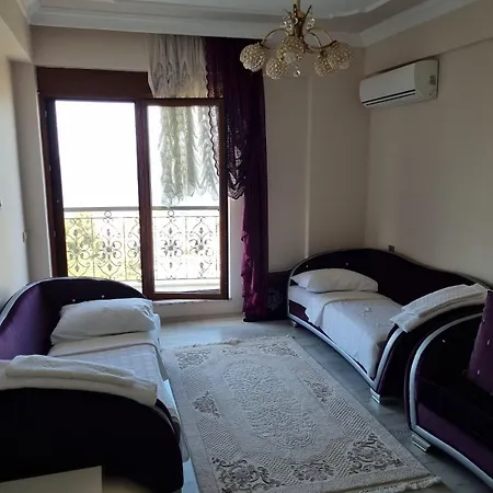 Luxury Family With Private Pool & Slide Holiday home *