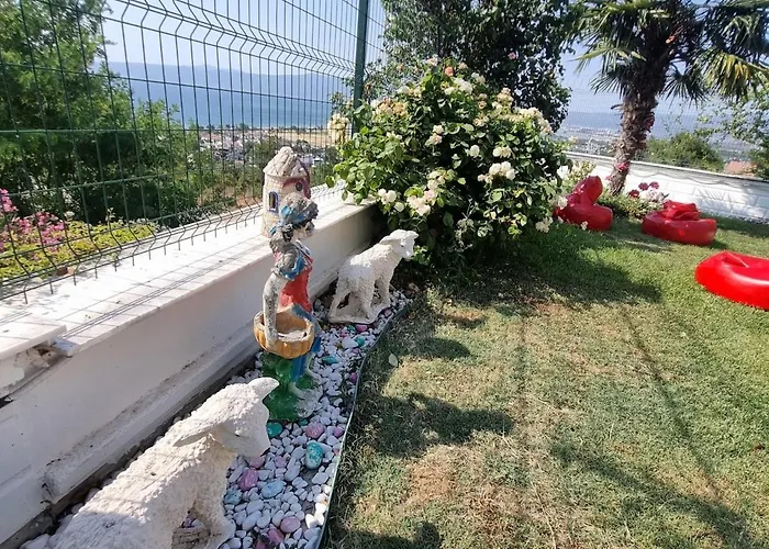 Luxury Family With Private Pool & Slide Gemlik