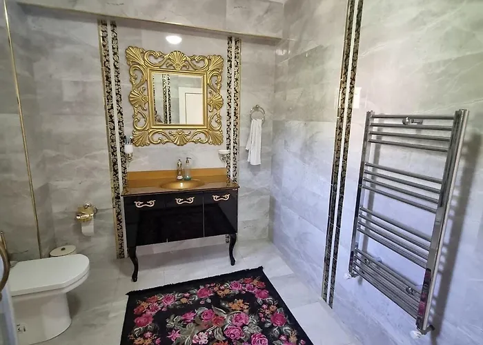 Luxury Family With Private Pool & Slide Holiday home